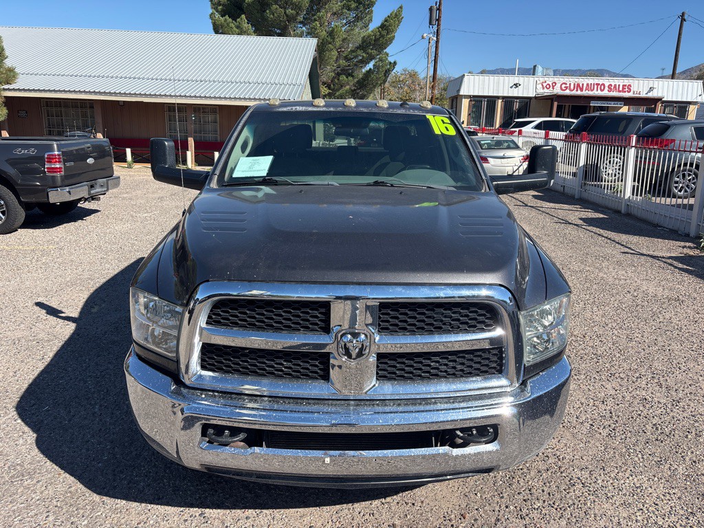 2016 RAM 3500 Image 2