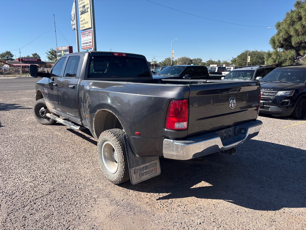 2016 RAM 3500 Image 5