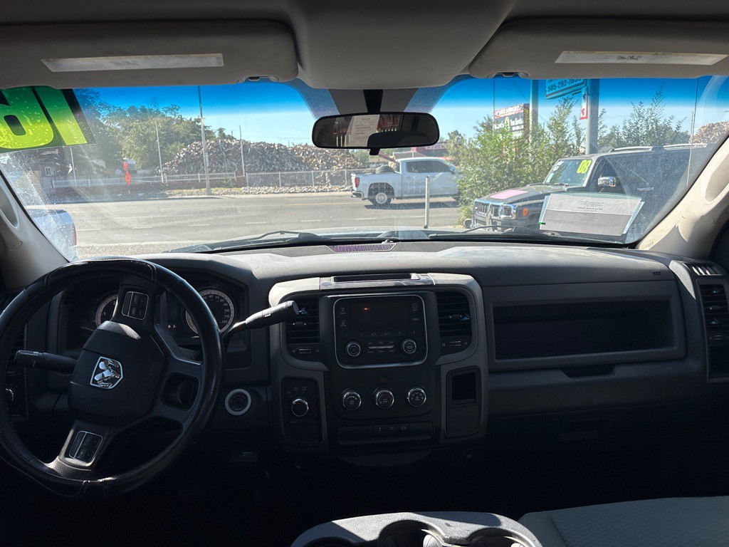 2016 RAM 3500 Image 13