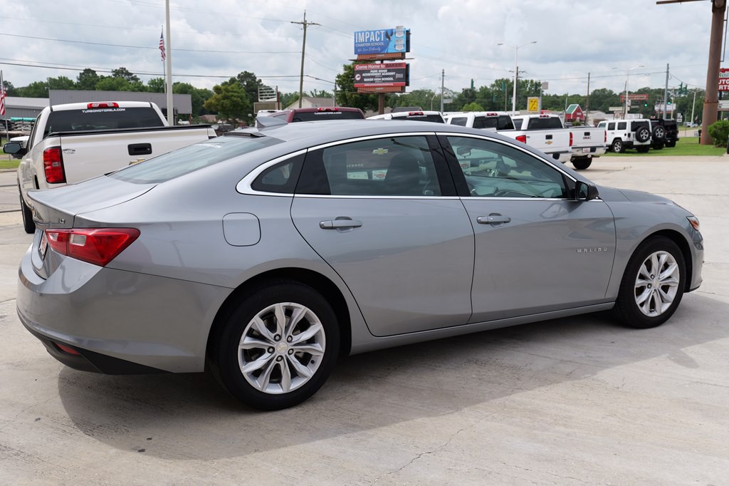2023 Chevrolet Malibu Image 9