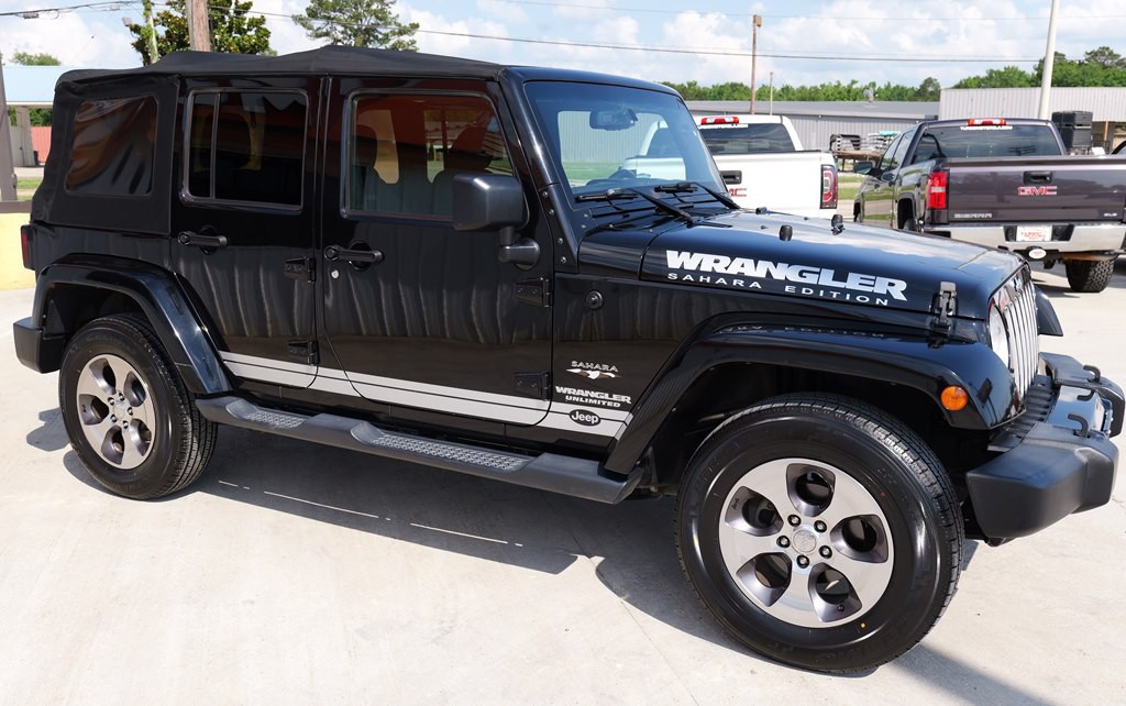 2017 Jeep Wrangler Unlimited Image 5