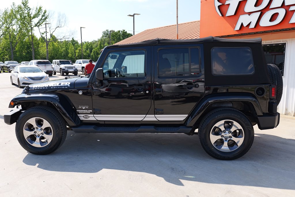 2017 Jeep Wrangler Unlimited Image 13