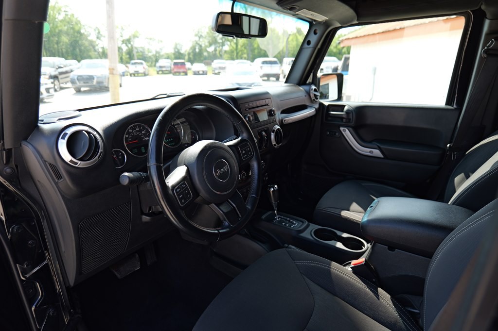 2017 Jeep Wrangler Unlimited Image 17