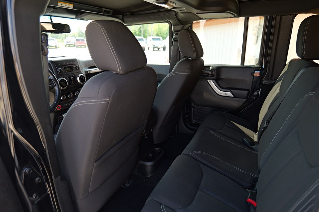 2017 Jeep Wrangler Unlimited Image 18
