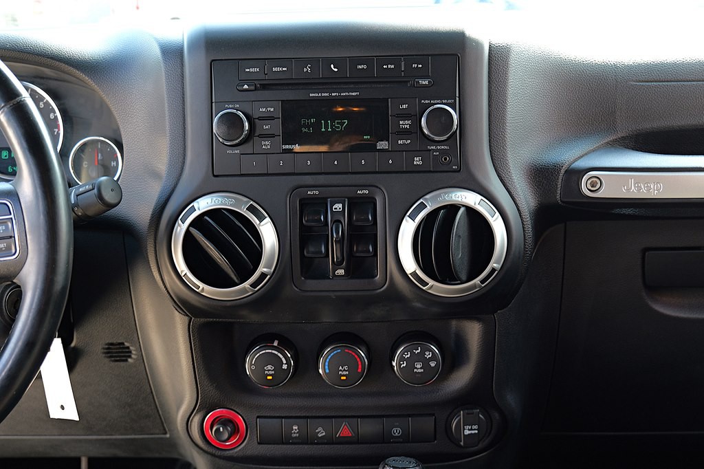 2017 Jeep Wrangler Unlimited Image 21