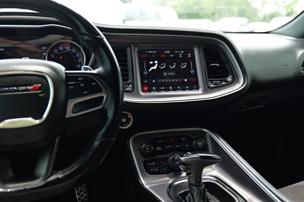 2020 Dodge Challenger Image 39
