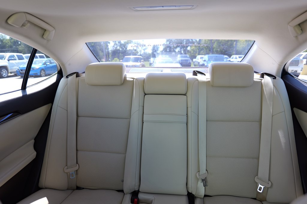 2017 Lexus ES Image 43