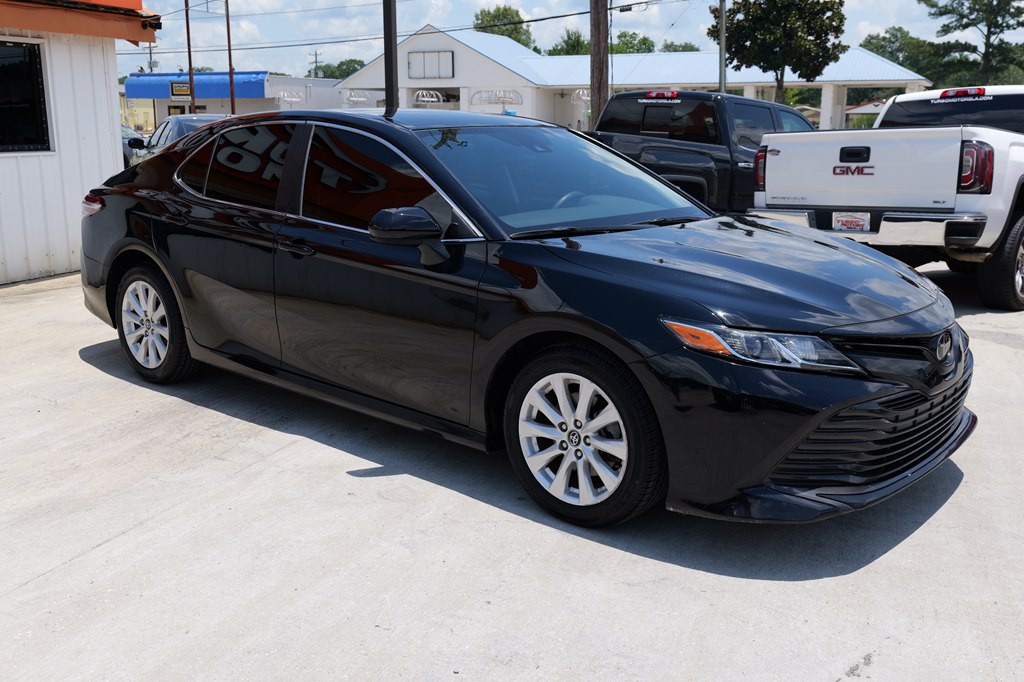 2020 Toyota Camry Image 6