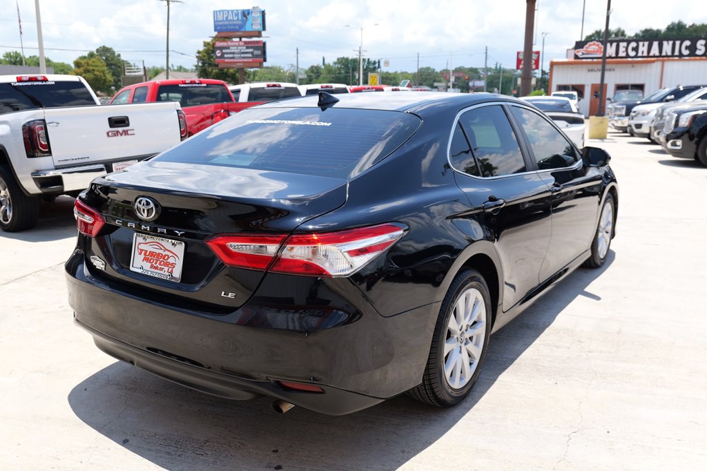 2020 Toyota Camry Image 12