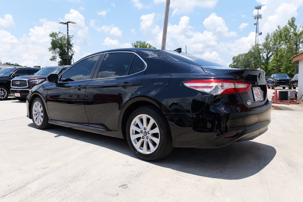 2020 Toyota Camry Image 15