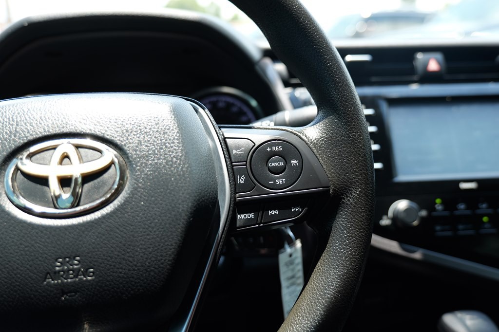 2020 Toyota Camry Image 22