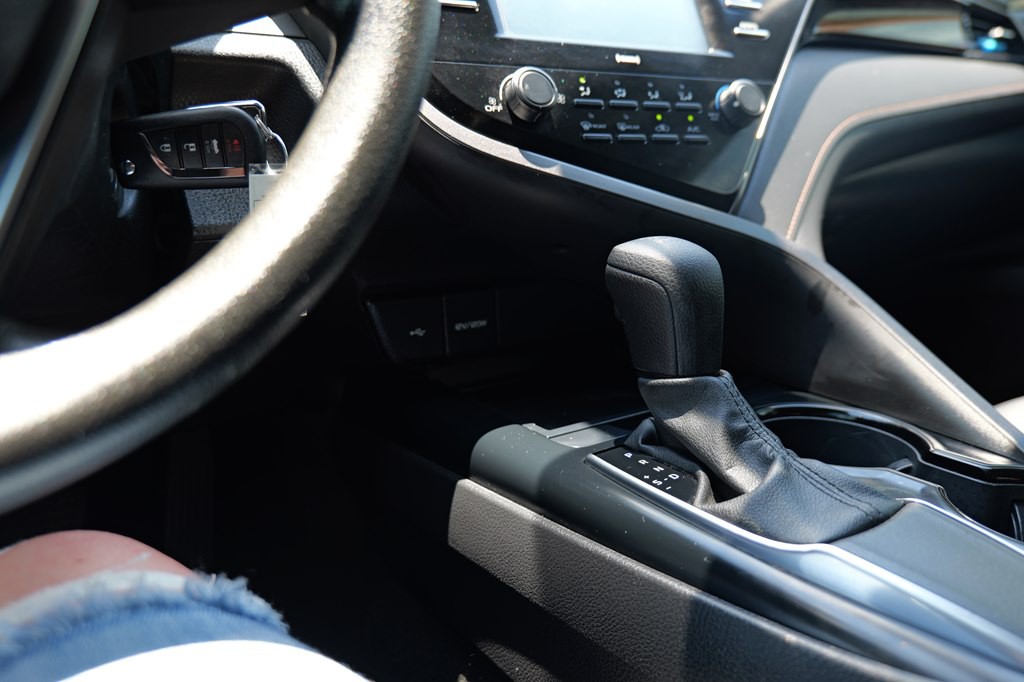 2020 Toyota Camry Image 26