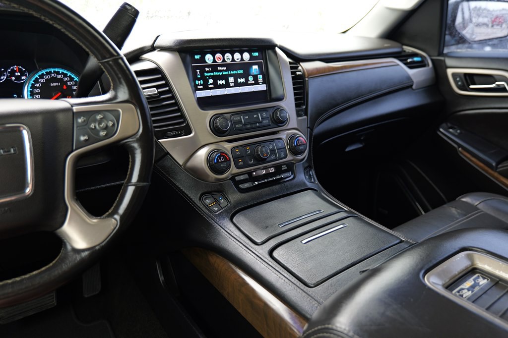 2018 GMC Yukon Image 14