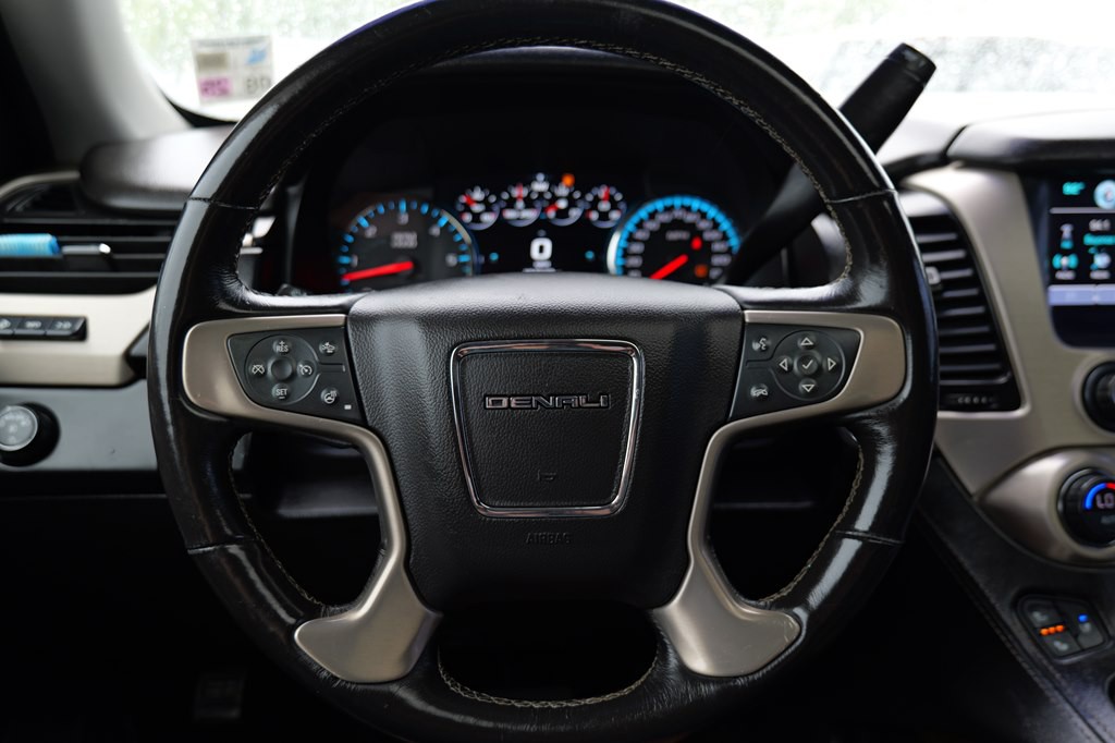 2018 GMC Yukon Image 16