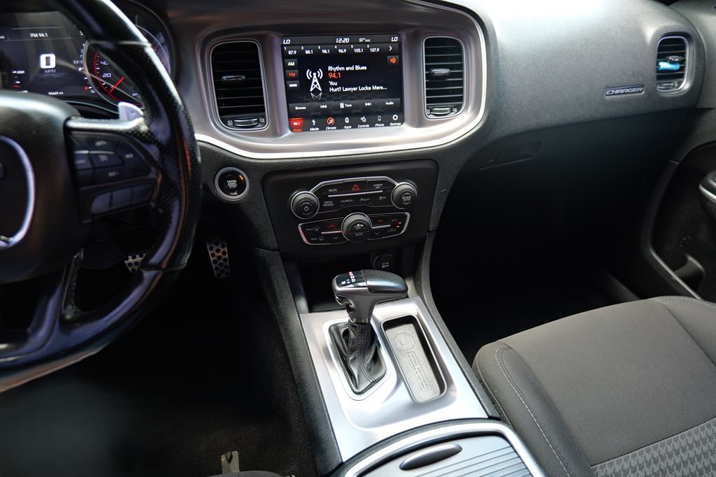 2019 Dodge Charger Image 17