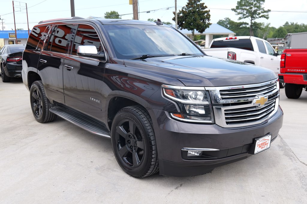 2016 Chevrolet Tahoe Image 4