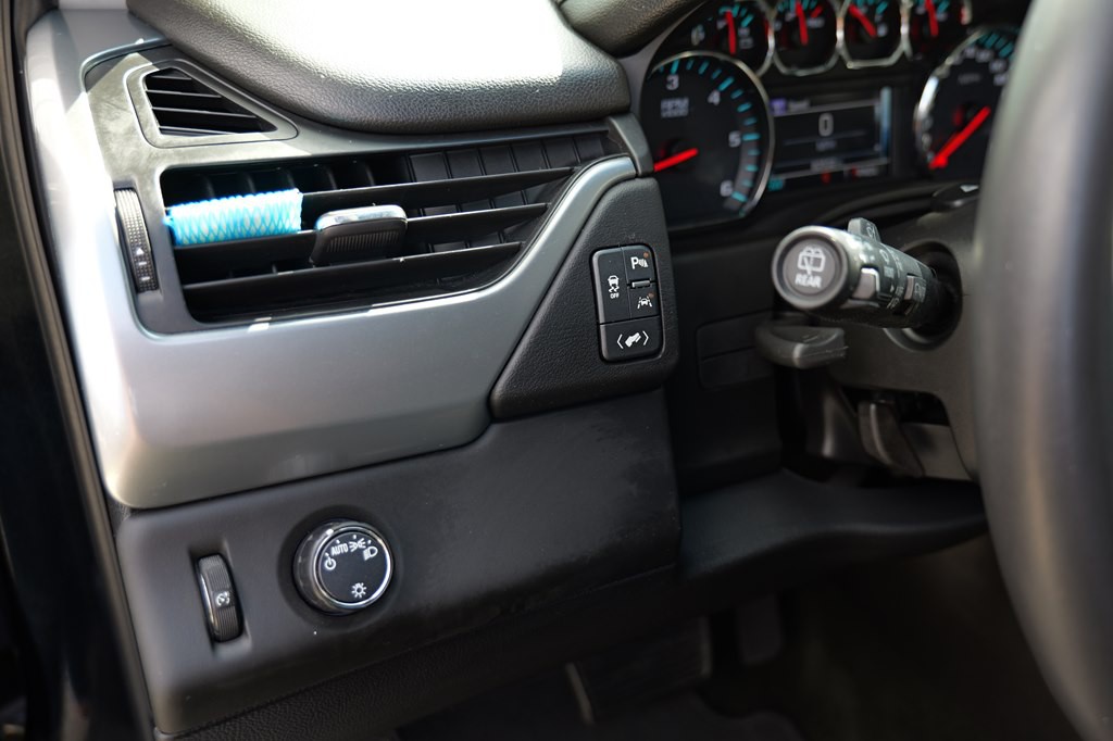 2018 Chevrolet Tahoe Image 32