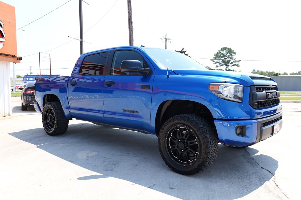2016 Toyota Tundra Image 8