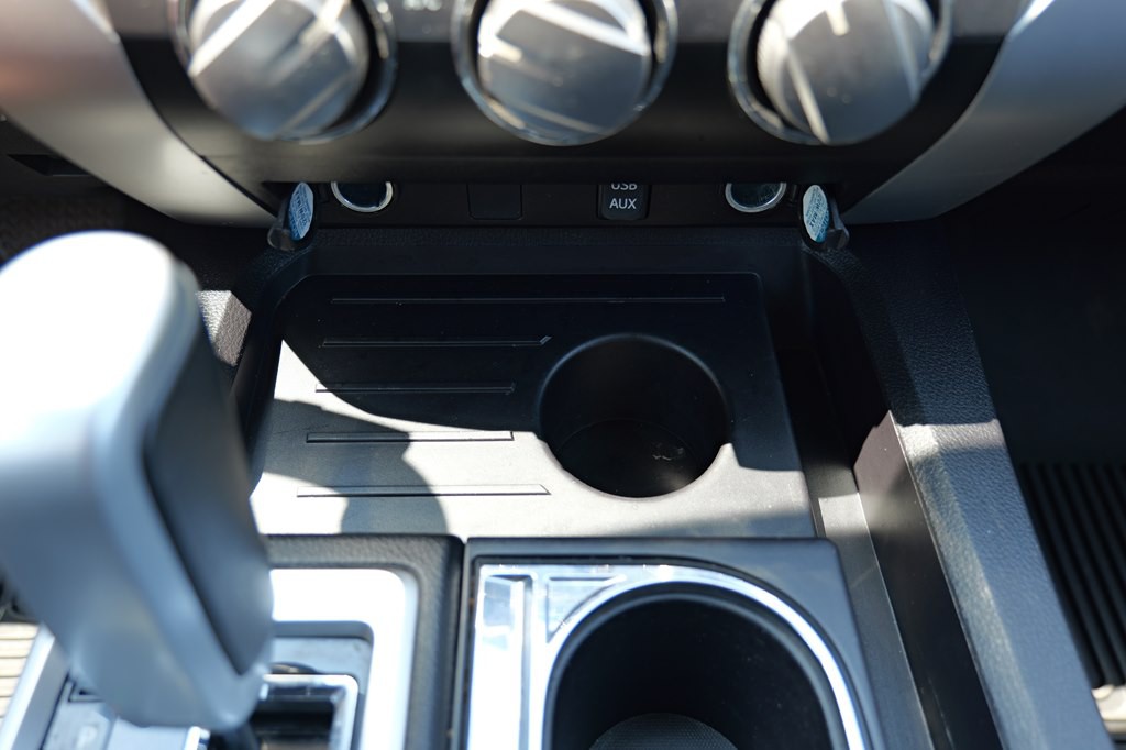 2016 Toyota Tundra Image 45