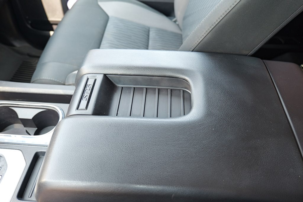 2016 Toyota Tundra Image 47