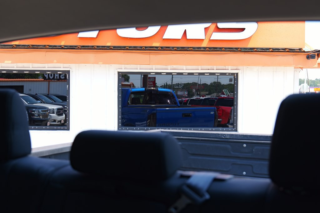 2016 Toyota Tundra Image 63