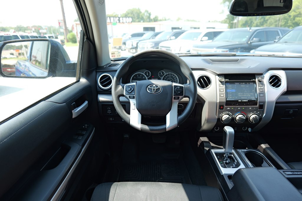 2016 Toyota Tundra Image 64