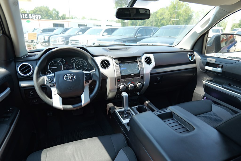 2016 Toyota Tundra Image 66