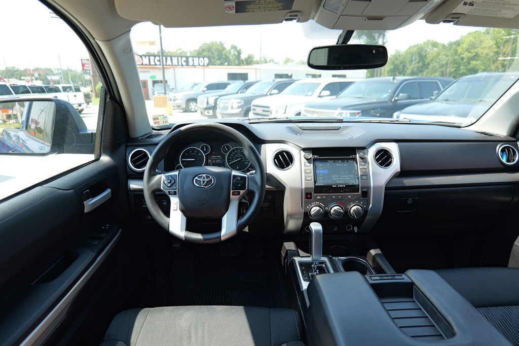 2016 Toyota Tundra Image 67