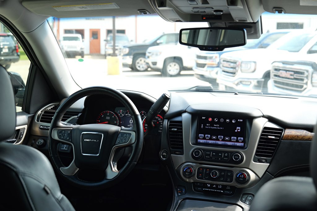 2016 GMC Yukon Image 44