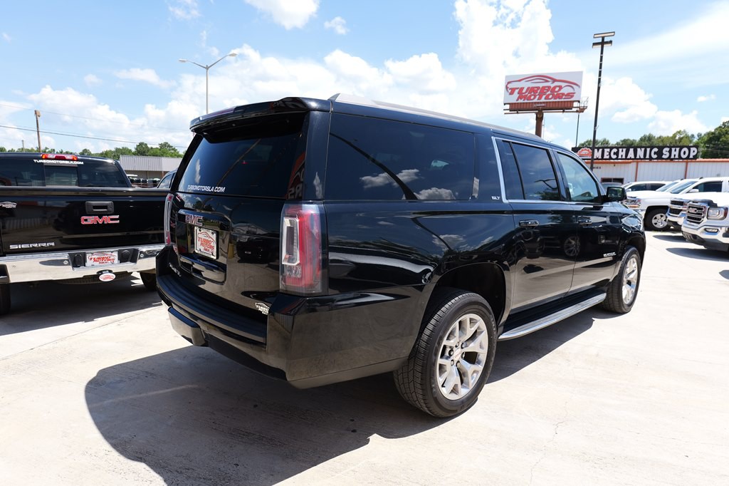 2018 GMC Yukon Image 10