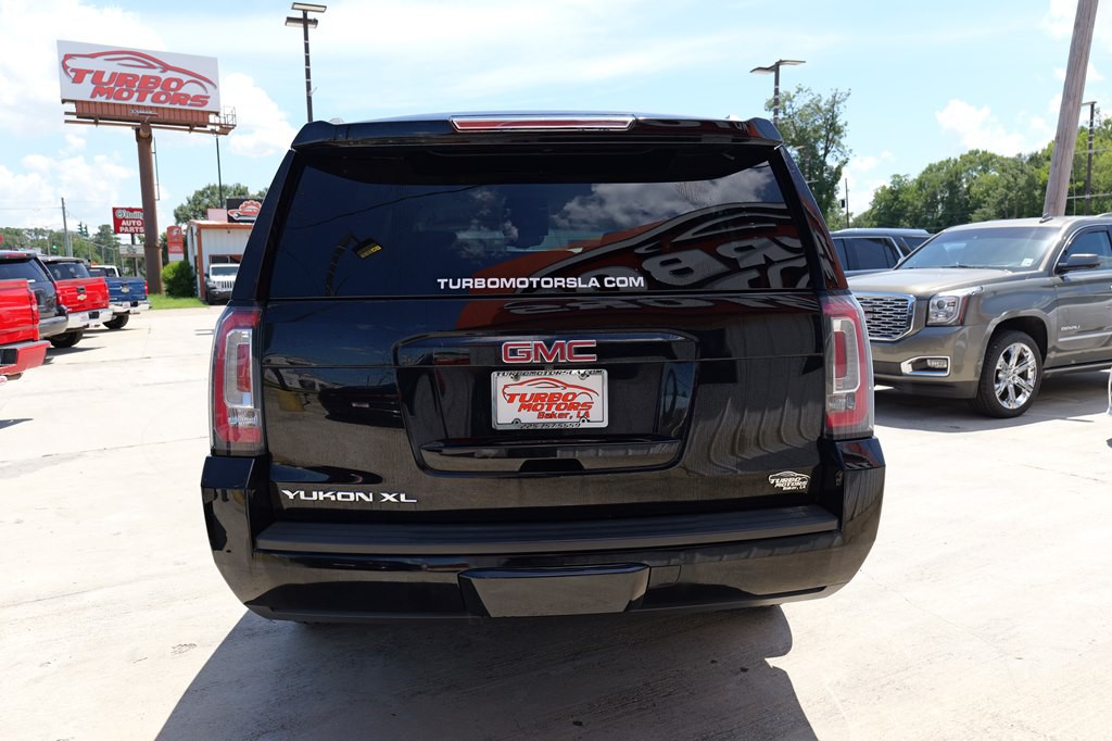 2018 GMC Yukon Image 12