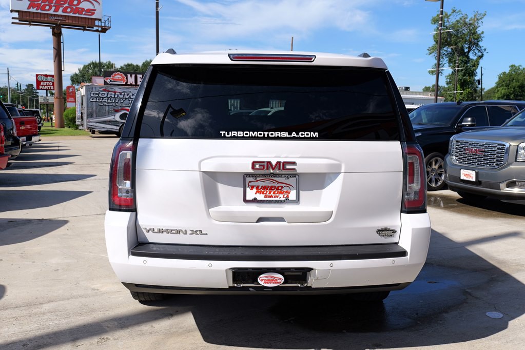 2016 GMC Yukon Image 12