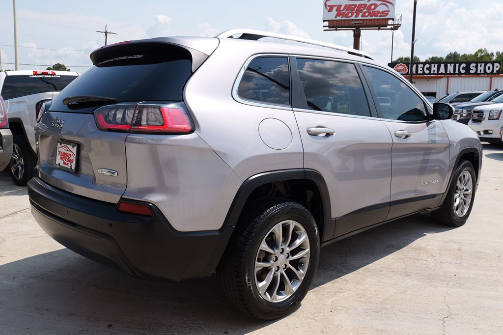 2020 Jeep Cherokee Image 11