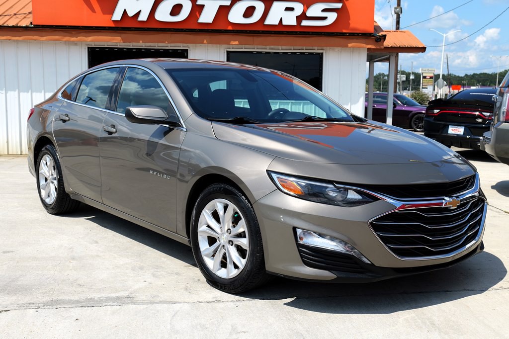 2020 Chevrolet Malibu Image 1