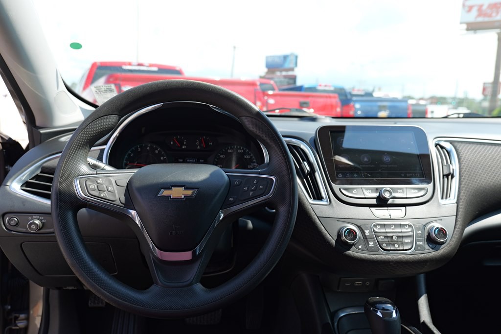 2020 Chevrolet Malibu Image 16