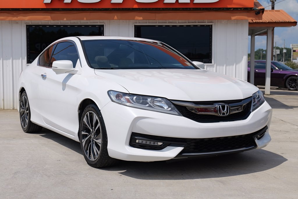 2016 Honda Accord Image 1