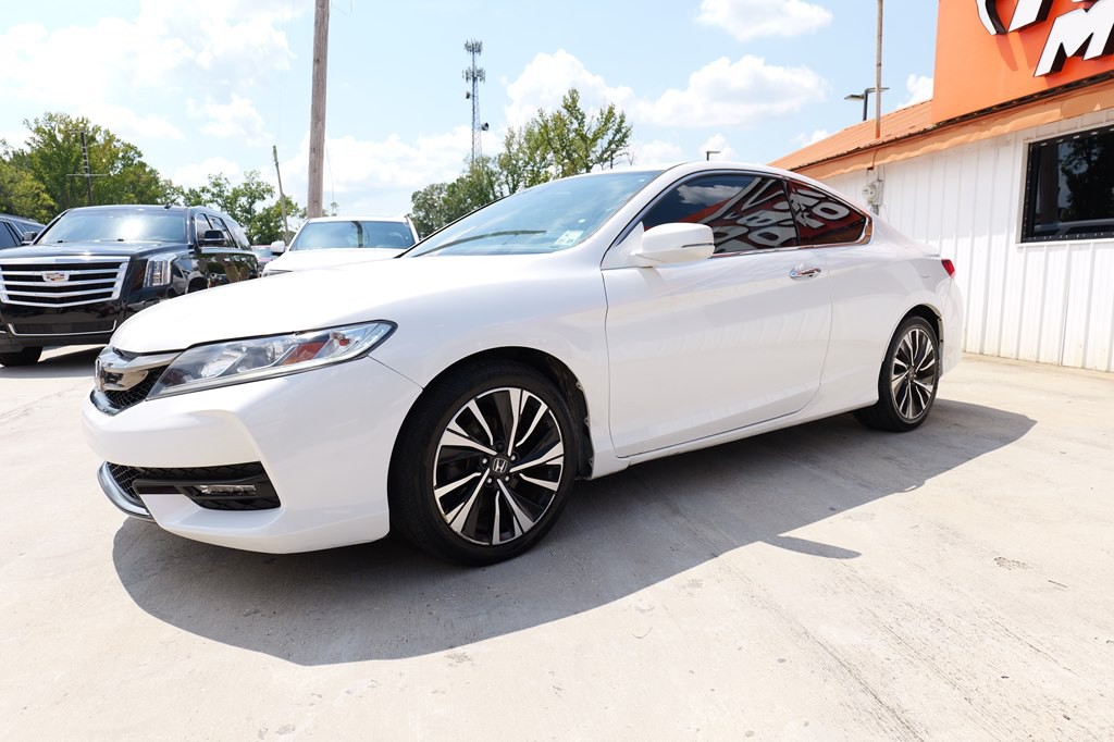 2016 Honda Accord Image 14