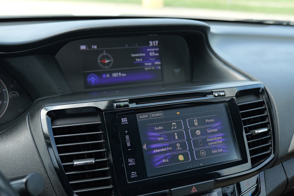 2016 Honda Accord Image 27
