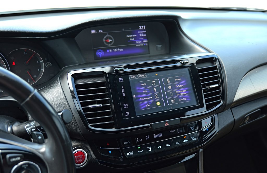 2016 Honda Accord Image 28
