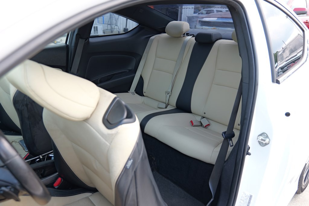 2016 Honda Accord Image 38