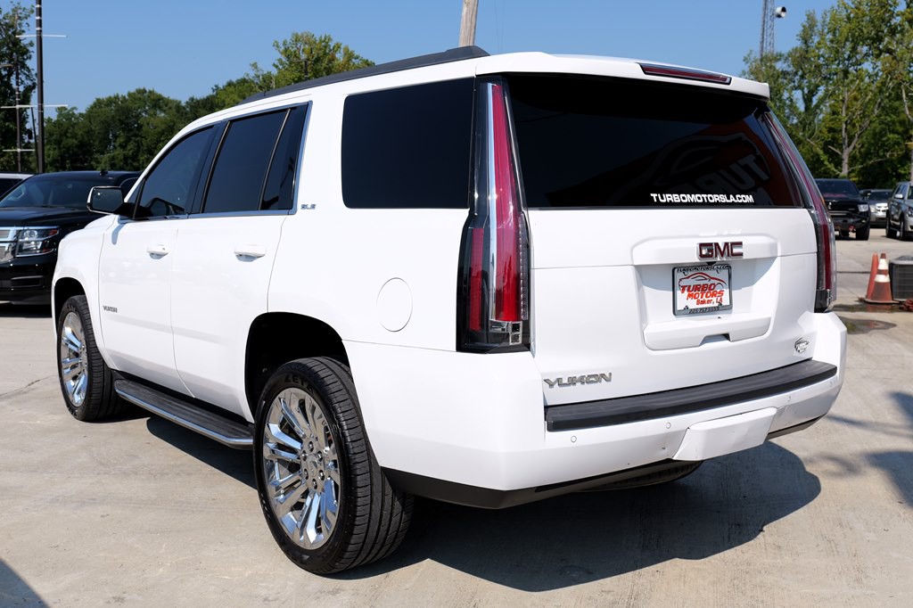 2017 GMC Yukon Image 17
