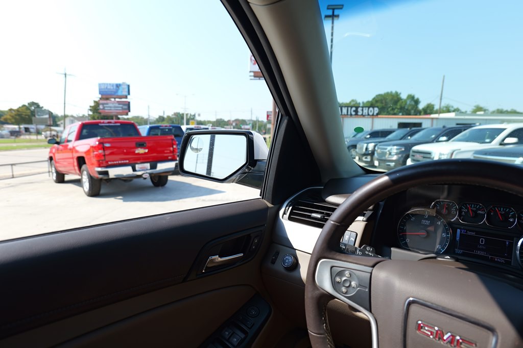 2017 GMC Yukon Image 48