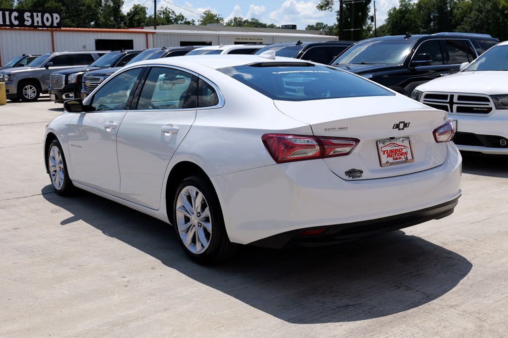 2022 Chevrolet Malibu Image 12