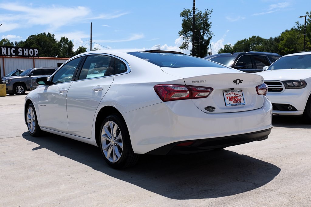 2022 Chevrolet Malibu Image 13