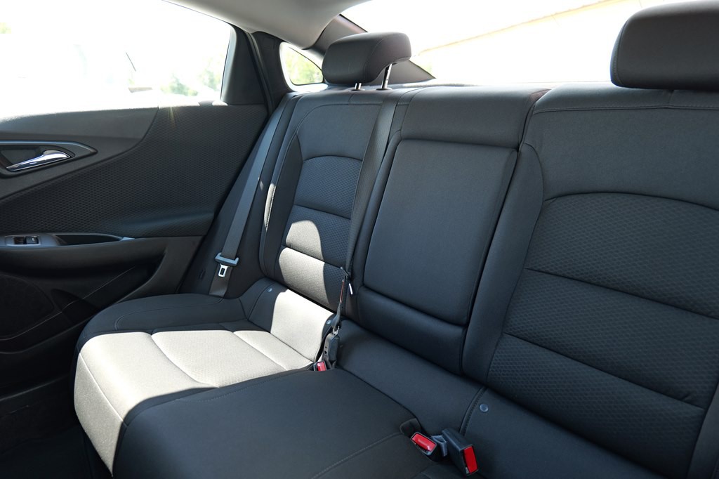 2022 Chevrolet Malibu Image 32