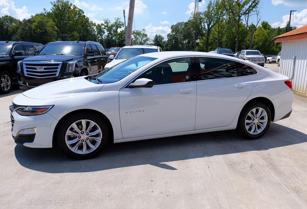 2023 Chevrolet Malibu Image 8