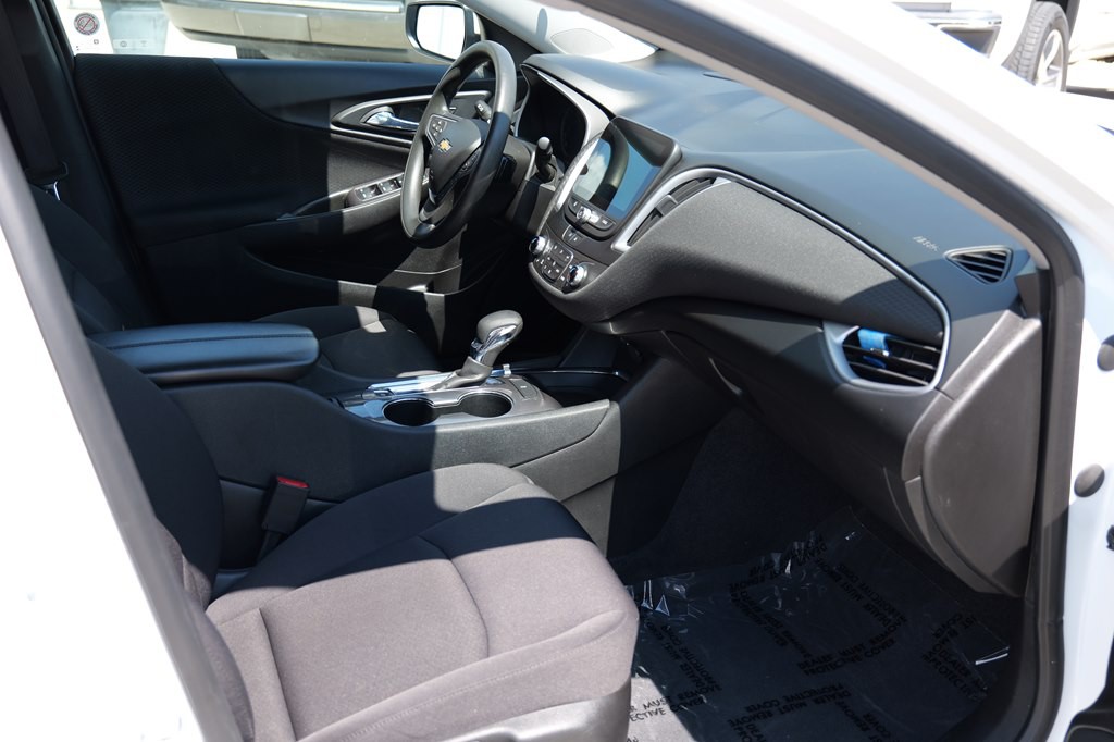 2023 Chevrolet Malibu Image 19