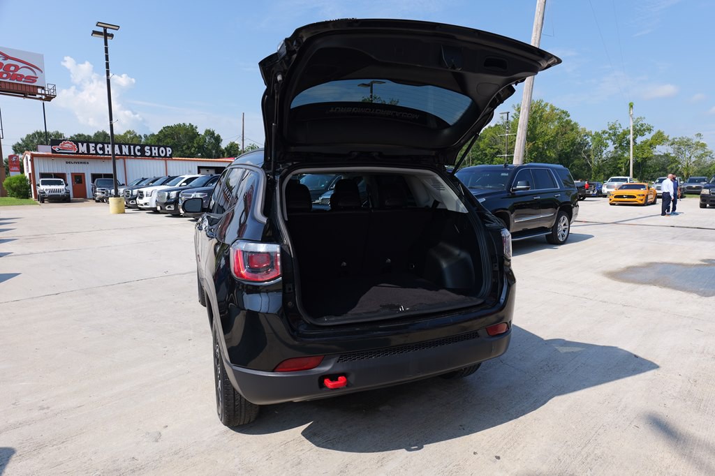 2020 Jeep Compass Image 18