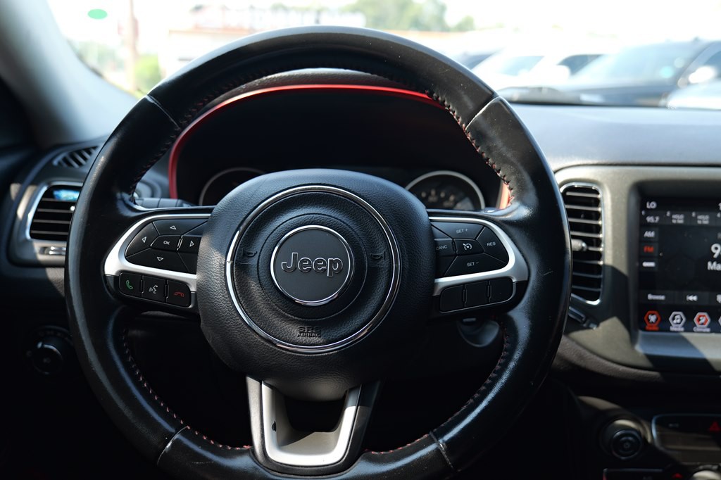 2020 Jeep Compass Image 32