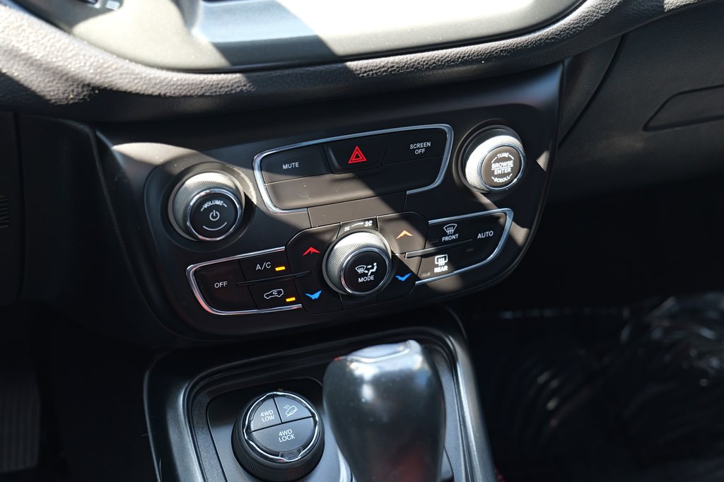 2020 Jeep Compass Image 37